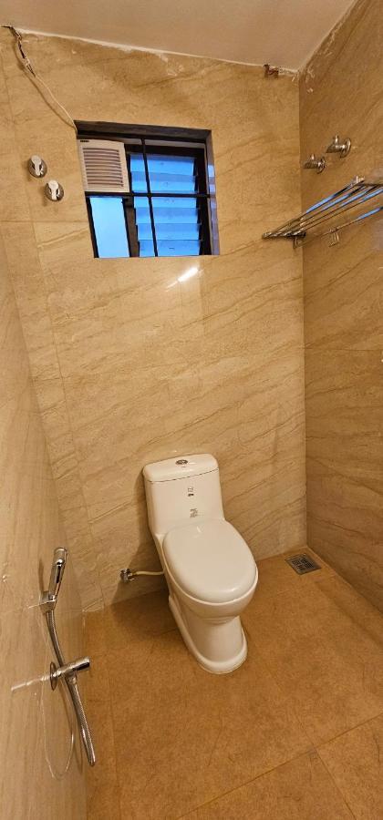 Blueway Residency Downtown Hotel トリバンドラム エクステリア 写真