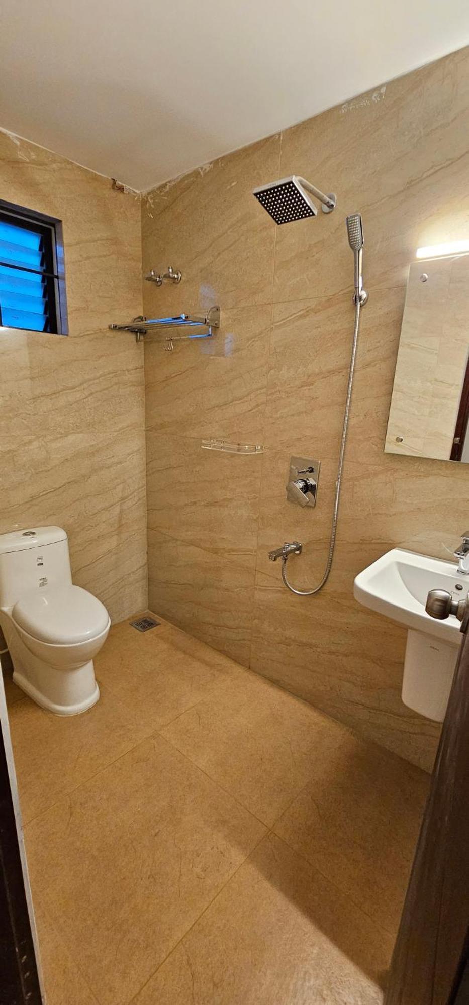 Blueway Residency Downtown Hotel トリバンドラム エクステリア 写真