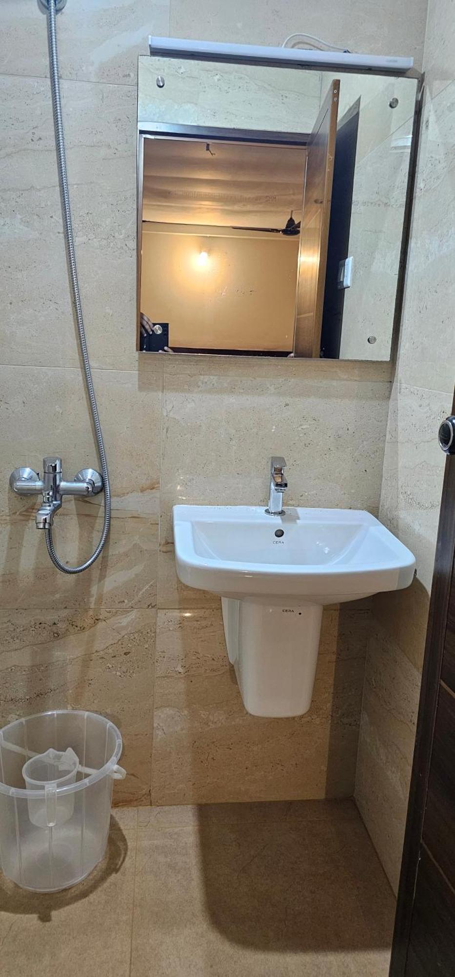 Blueway Residency Downtown Hotel トリバンドラム エクステリア 写真